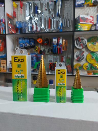 عکس فروشگاه رنگ ابزار صفا