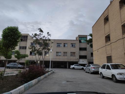 عکس مجتمع مسکونی گلها