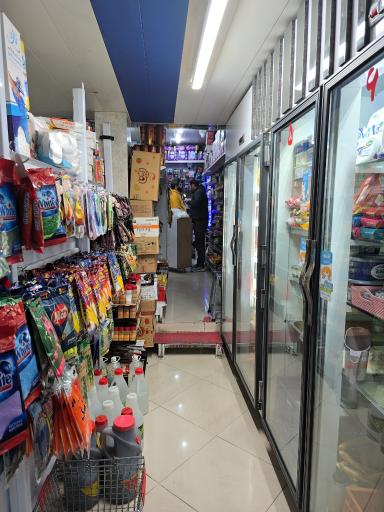 عکس سوپرمارکت رضایی