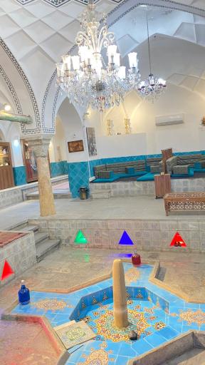 عکس رستوران و مجموعه تاریخی حمام گپ