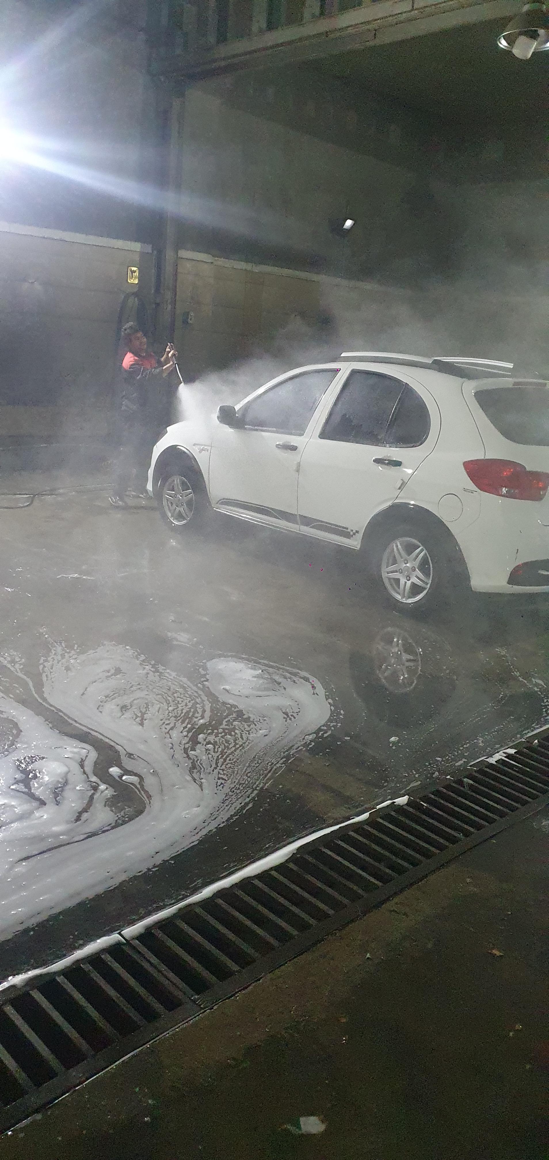 عکس کارواش پارسیان 