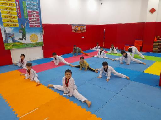 عکس باشگاه ورزشی شهدای امنیت