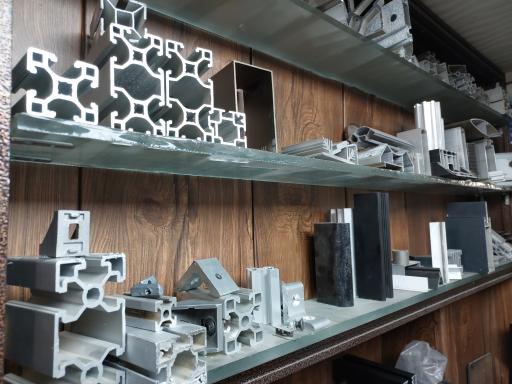 عکس فضا گستر