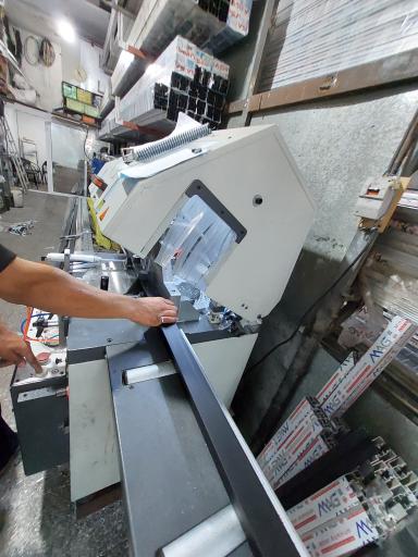 عکس فضا گستر