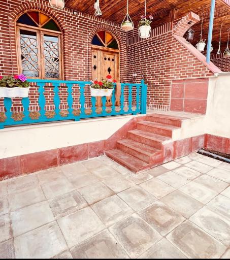 عکس اقامتگاه کادوس