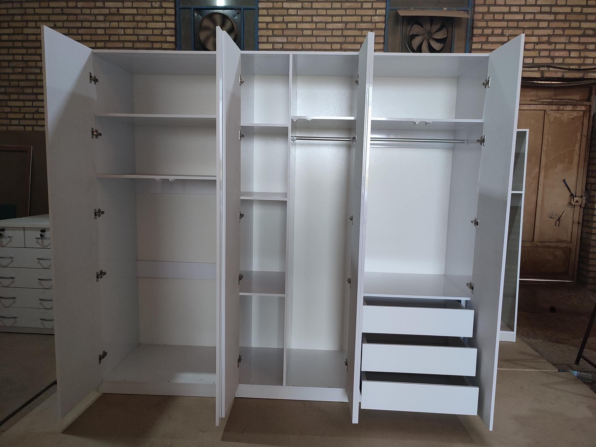 عکس کارگاه نجاری مصطفی کرمی نسب