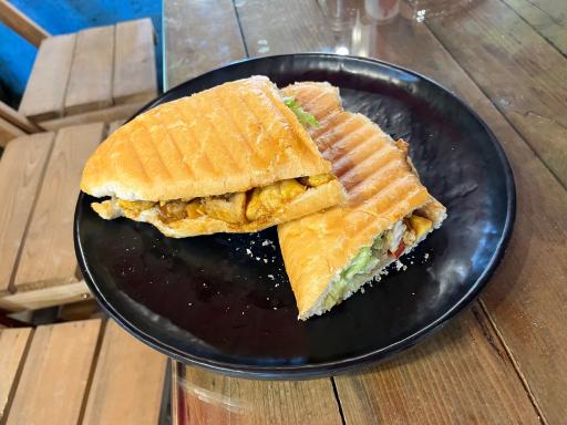 عکس کافه رستوران کاکتوس