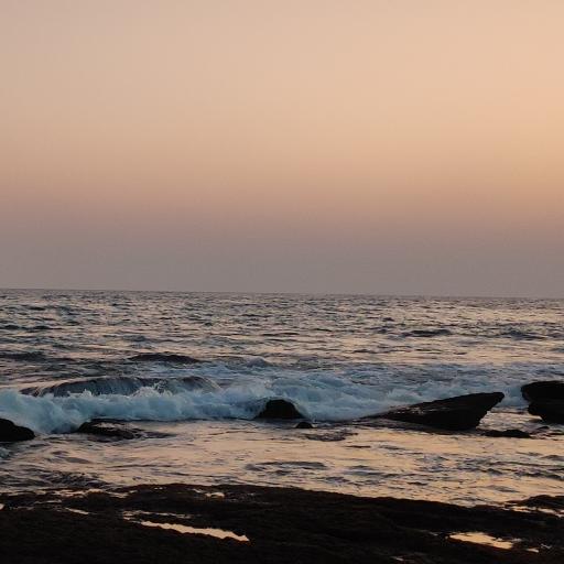 عکس تفرجگاه ساحلی دریا بزرگ