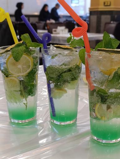 عکس رستوران پسران کریم 