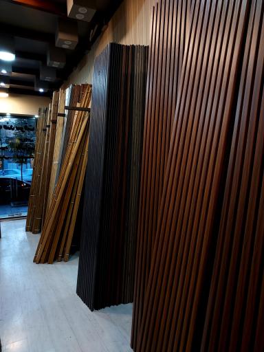 عکس فروشگاه فرانما چوب