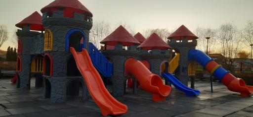 عکس پارک بازی کودکان