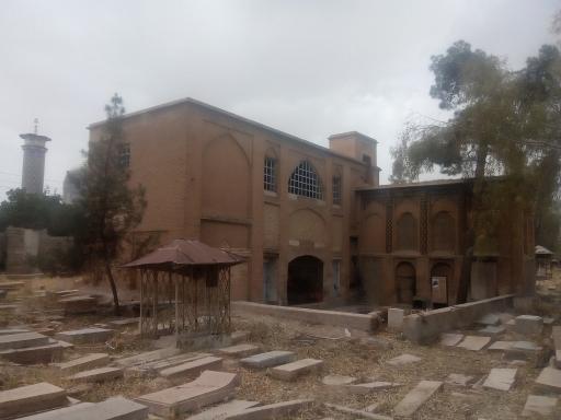 عکس آرامستان تاریخی دارالسلام