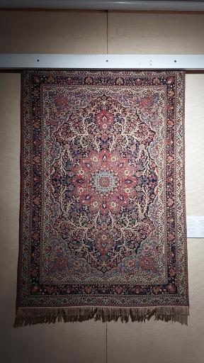 عکس موزه فرش ایران