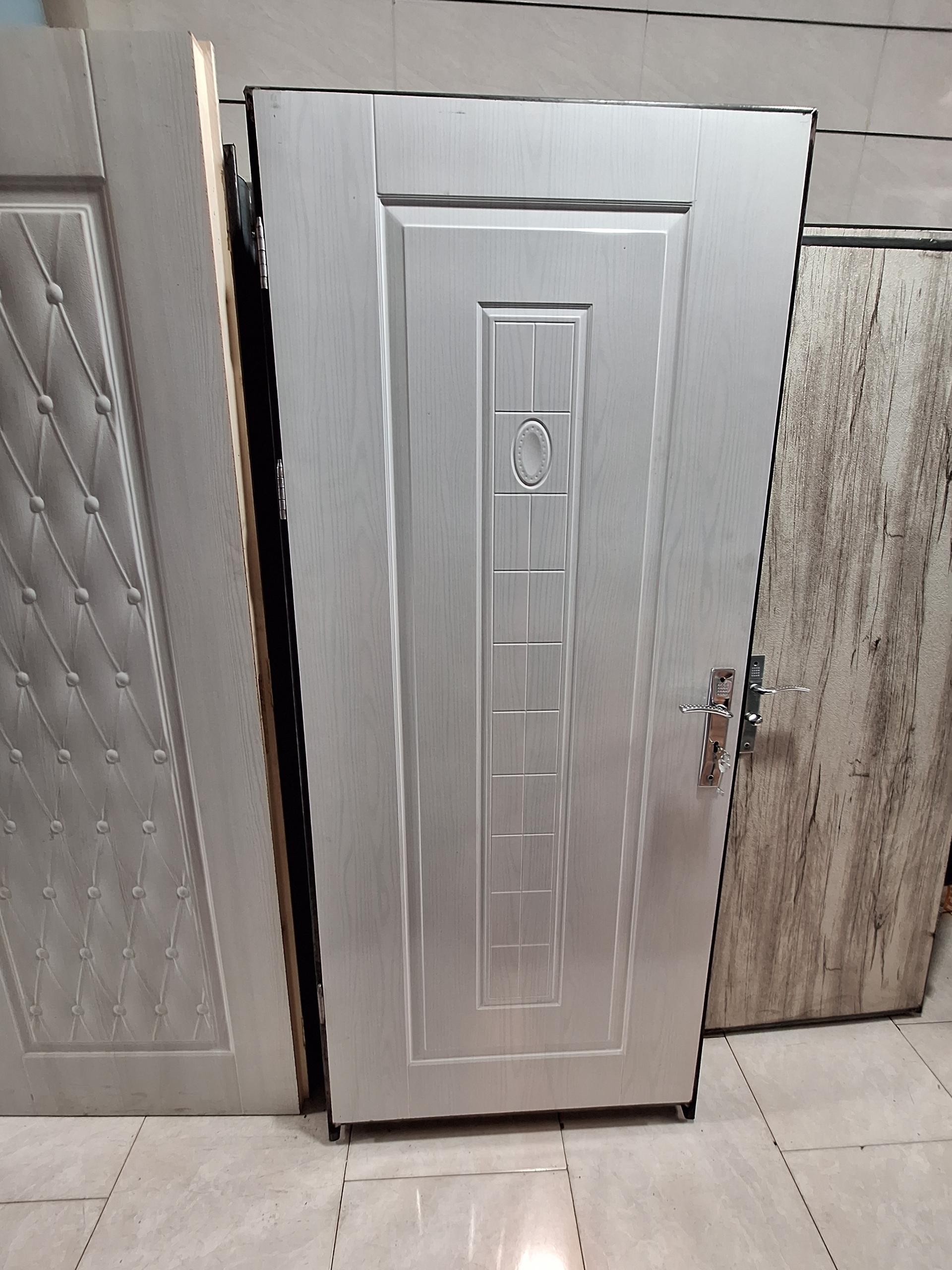 عکس شهر درب و پنجره