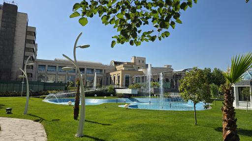 عکس آبنمای هتل