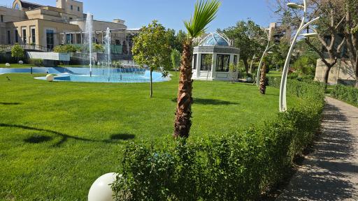 عکس آبنمای هتل