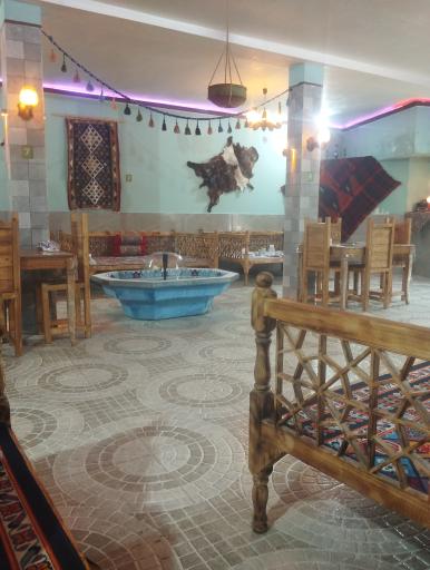 عکس رستوران سنتی عمه خانم