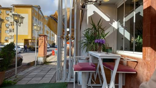 عکس کافه رستوران آفتابگردون