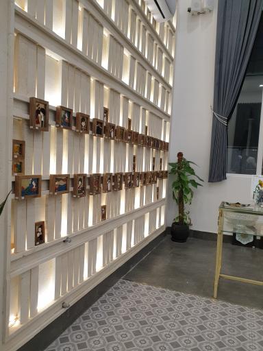 عکس رستوران دایان