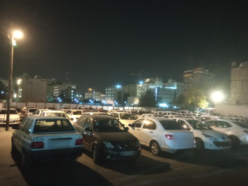 عکس پارکینگ شبانه روزی رضوان