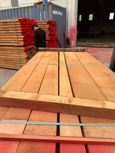 چوب فروشی خادمی 