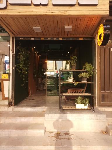 عکس کافی شاپ ماکان