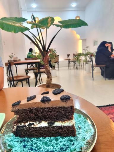 عکس کافه دمیت