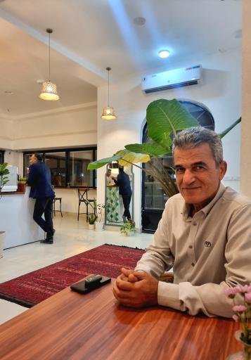 عکس کافه دمیت