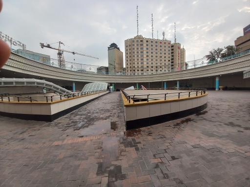 عکس میدان ولیعصر