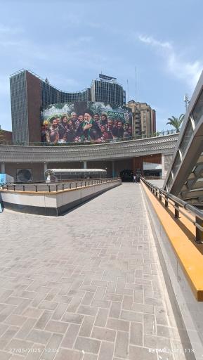 عکس میدان ولیعصر