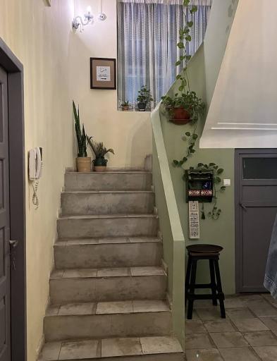 عکس کافه گالری ابتدا