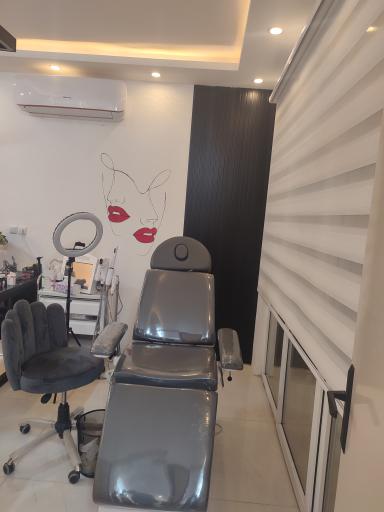 عکس کلینیک زیبایی و تناسب اندام یوطب