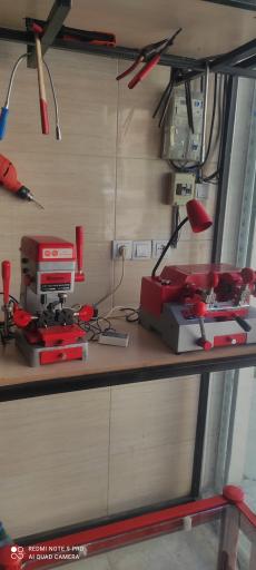 عکس قفل و کلید سازی بنیامین