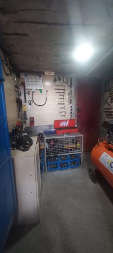 عکس تعمیرگاه محمد