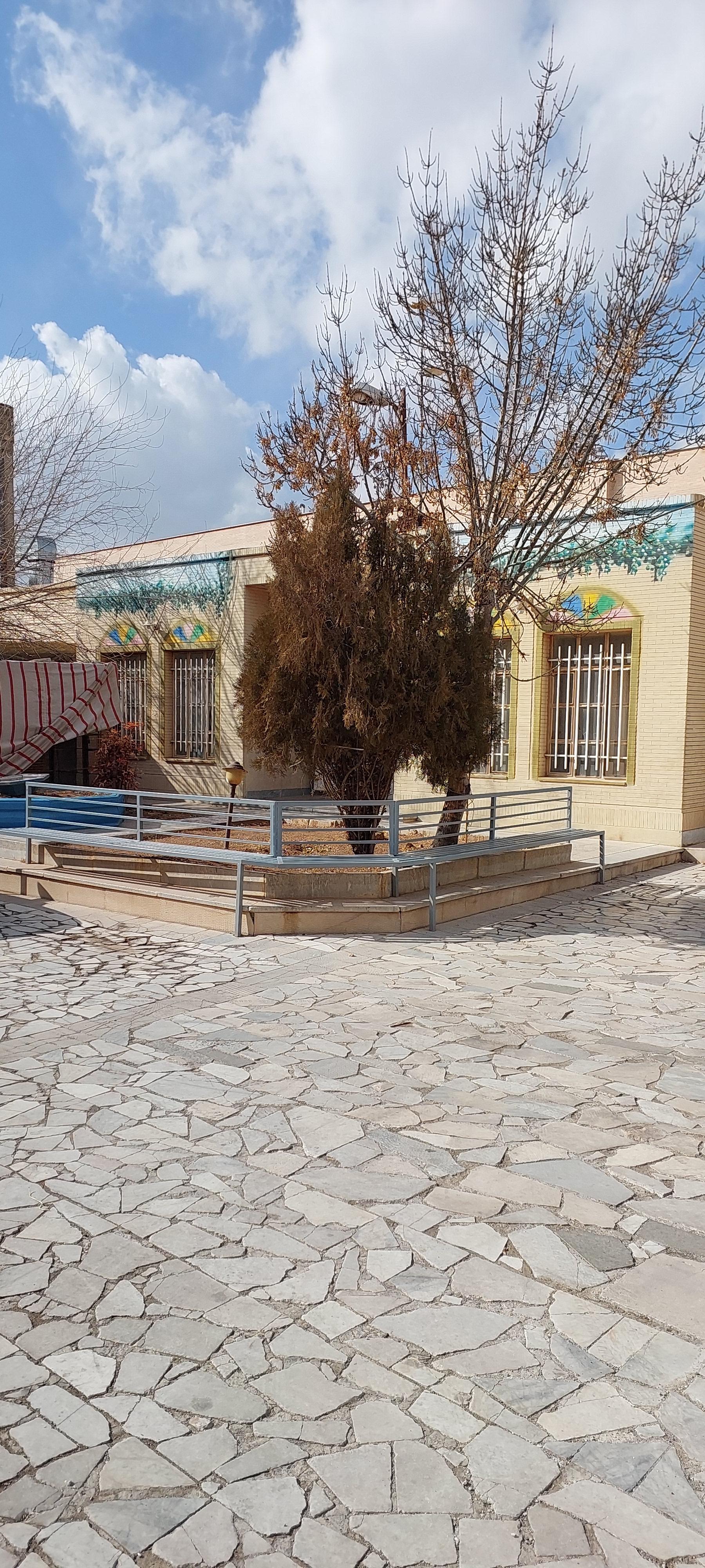 عکس خانه معلم شهرضا