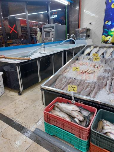 عکس میدان میوه و تره بار شاهد 