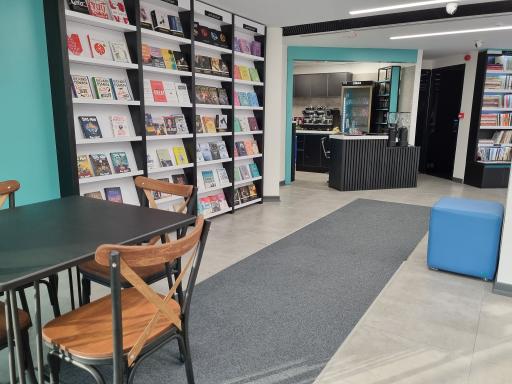 عکس سینما آزادی