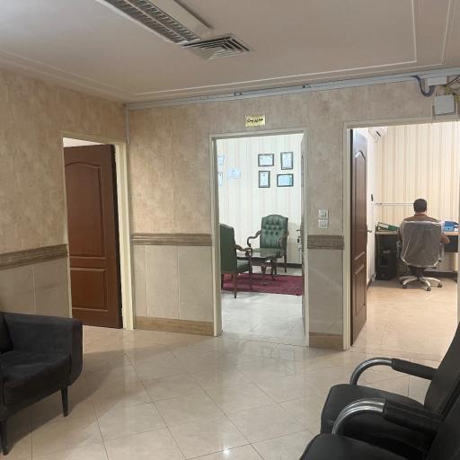 عکس خدمات مالیاتی دادمهر (امیر ادهمی)