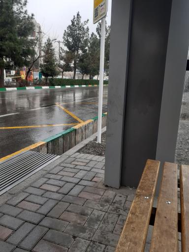 عکس ایستگاه اتوبوس میدان محمدیه