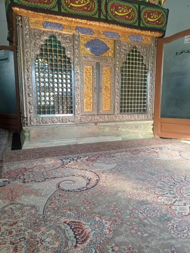 عکس امامزاده جعفر غریب