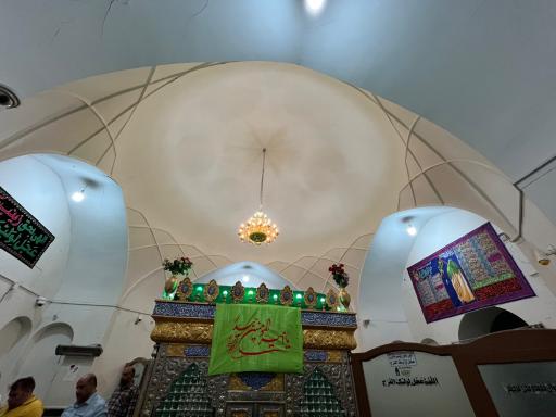 عکس امامزاده جعفر غریب