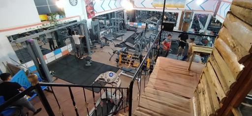 عکس باشگاه بدنسازی پیکر تراش