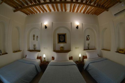 عکس اقامتگاه توتی