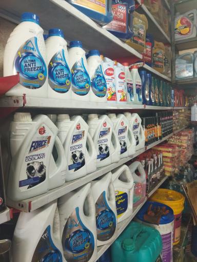 عکس تعویض روغن احسان 