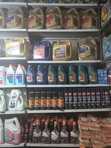 عکس تعویض روغن احسان 