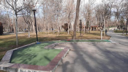 عکس مجموعه زمین‌های مینی گلف