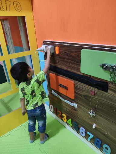 عکس شهربازی سرپوشیده پارک کودک