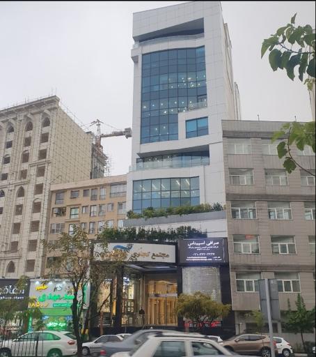 عکس مجتمع تجاری آوان