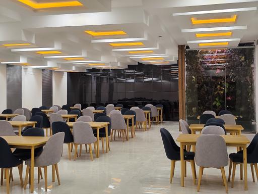 عکس کترینگ و رستوران آسمان