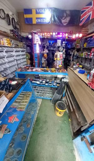 عکس فروشگاه پارسیان یدک